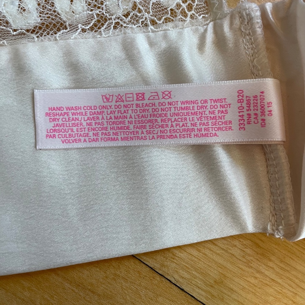 Victoria's Secret Beaded Lace Bralette Silk Bridal Bachelorette Date Night - Picture 8 of 10